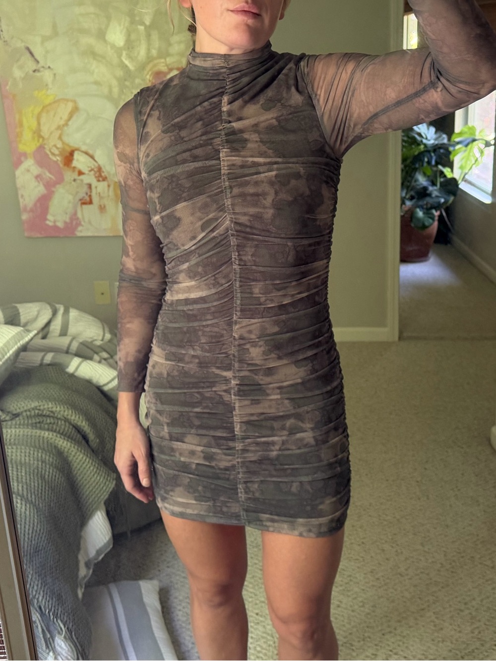 Zara Gray size Small Ruched Long-Sleeve Bodycon Dress